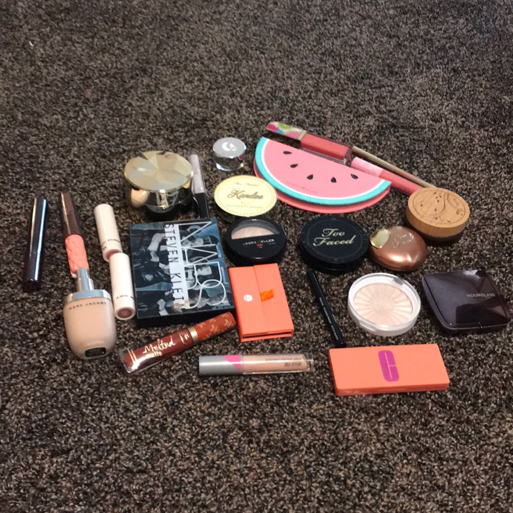 High end makeup lot